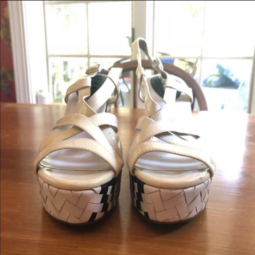 Shoes - Picture 3 of 4